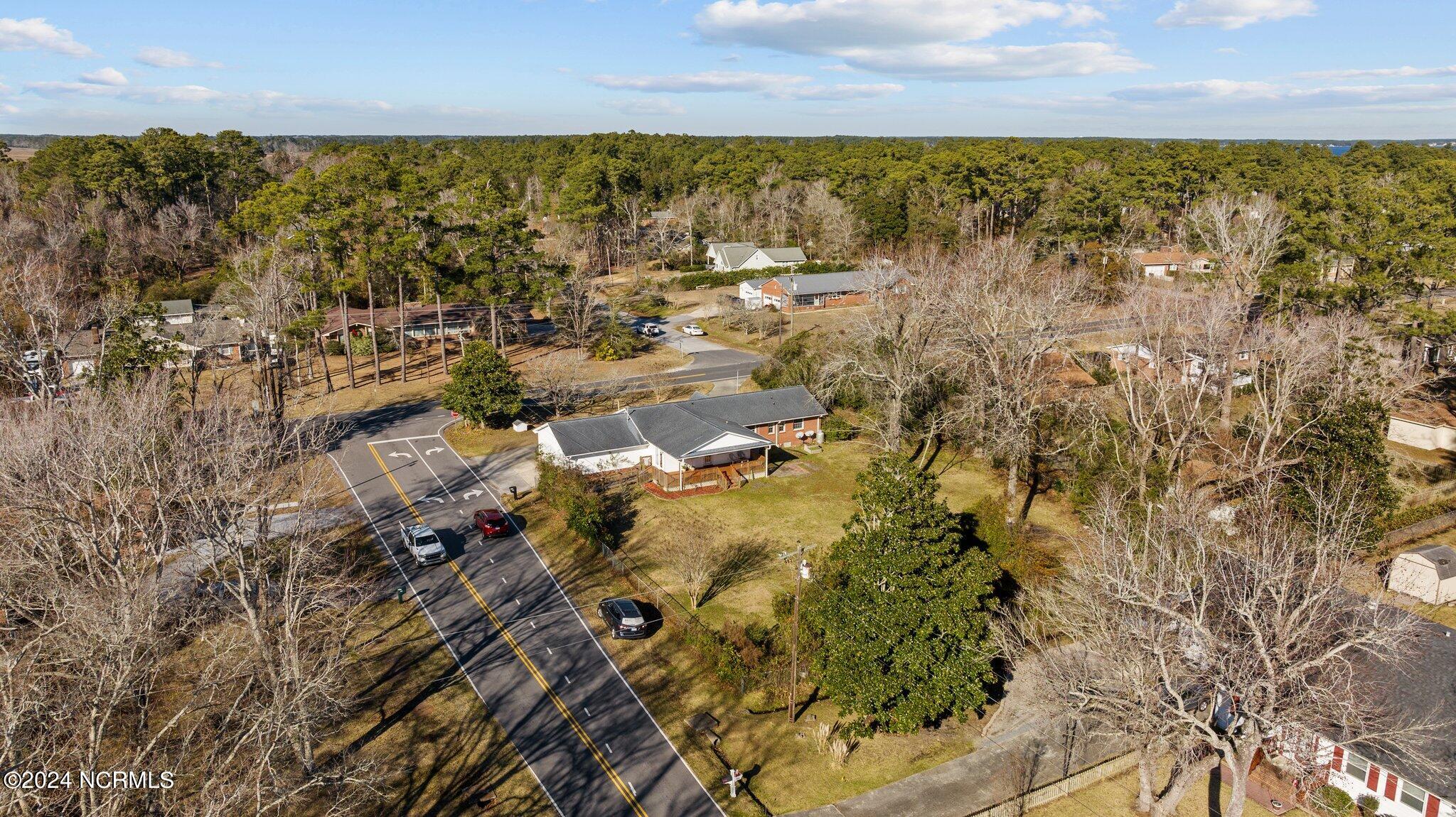 3713 Country Club Road Morehead City, NC 28557 - Photo 34 of 35 3713 Country Club Road