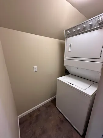 $1,525 | 535 Archer Avenue, Unit UPPER 2, St. Joseph, MI 49085