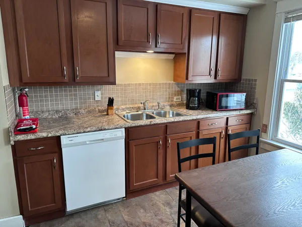 $1,525 | 535 Archer Avenue, Unit UPPER 2, St. Joseph, MI 49085