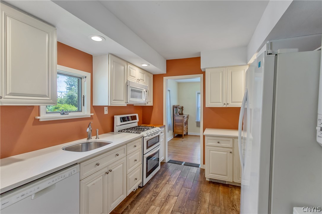 201 Sheridan Road Salina, NY 13090 - Photo 14 of 31