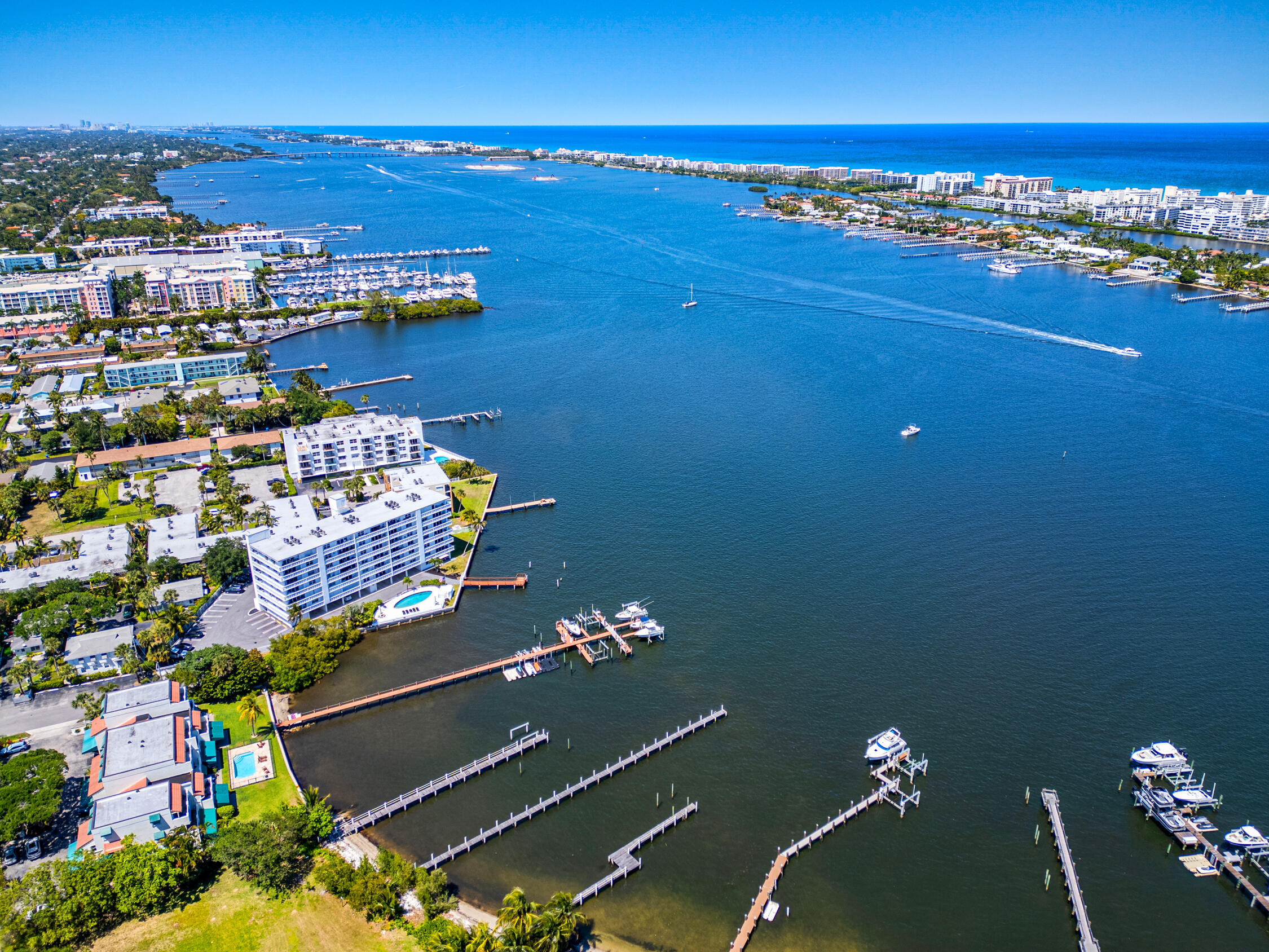 231 East Lantana Road, Unit 203 Lantana, FL 33462 - Photo 37 of 49 DJI_0336