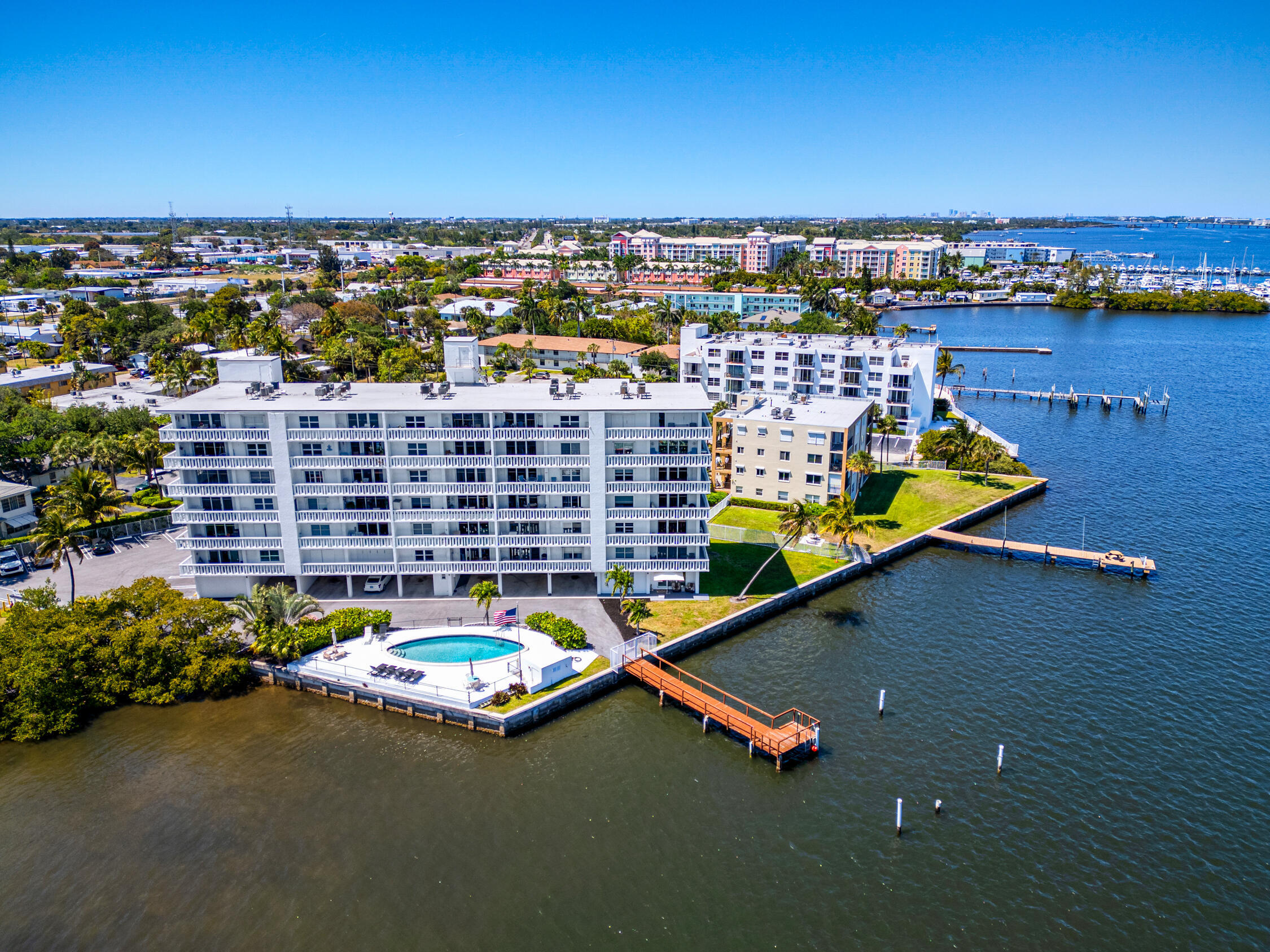 231 East Lantana Road, Unit 203 Lantana, FL 33462 - Photo 41 of 49 DJI_0338