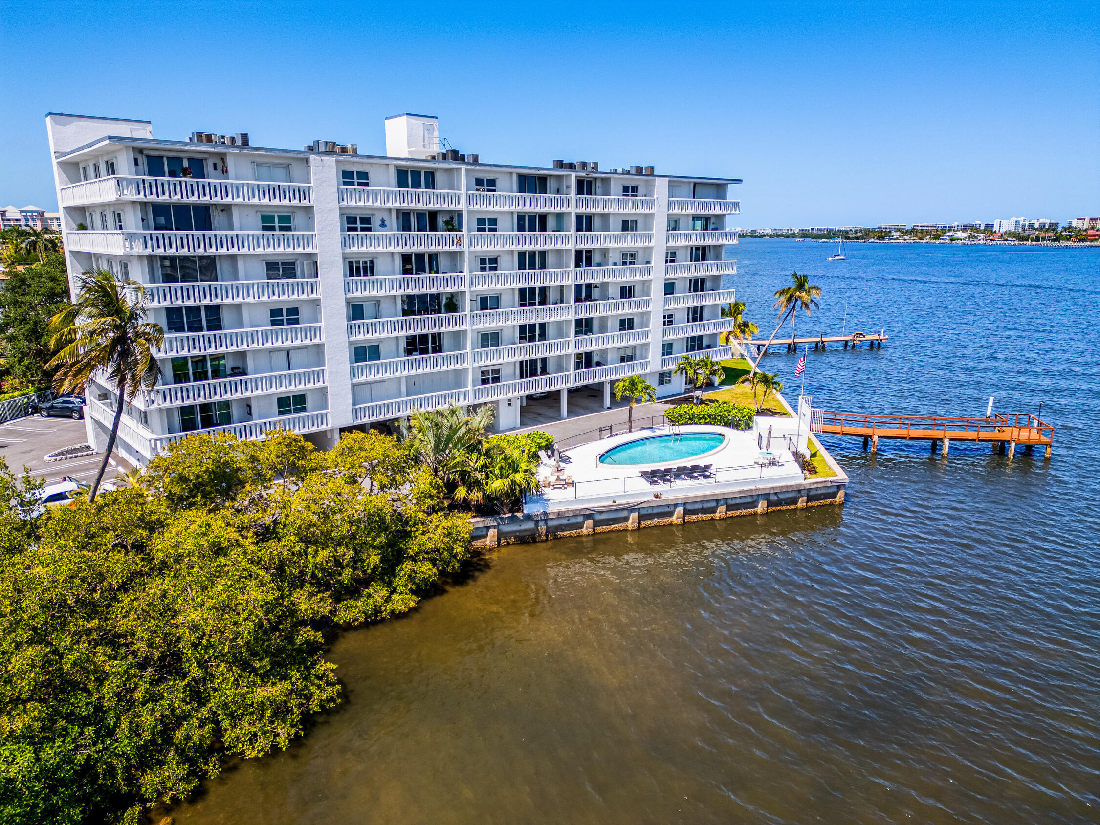 231 East Lantana Road, Unit 203 Lantana, FL 33462 - Photo 46 of 49 DJI_0343