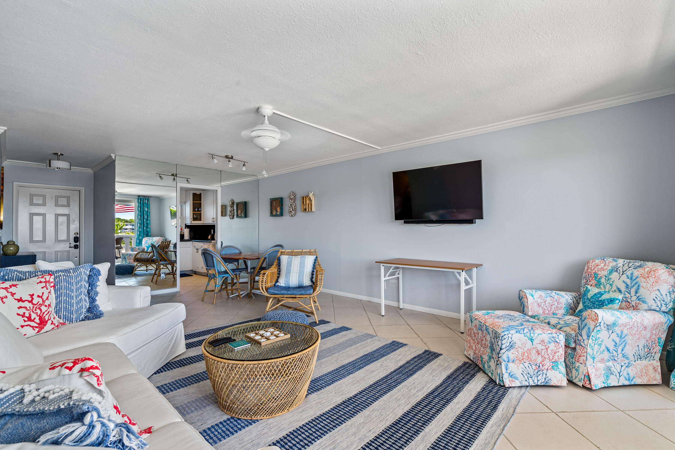 231 East Lantana Road, Unit 203 Lantana, FL 33462 - Photo 10 of 49 DSC04733