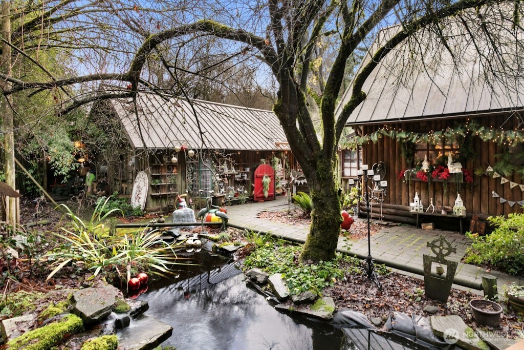 25629 Redmond-Fall City Road Northeast Redmond, WA 98053 - Photo 12 of 39