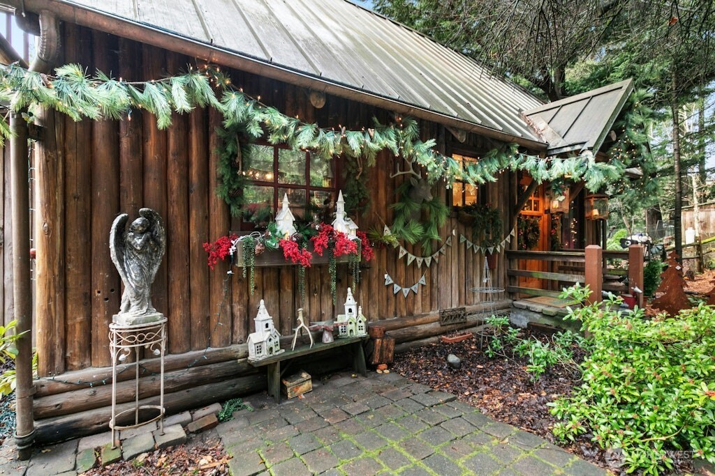 25629 Redmond-Fall City Road Northeast Redmond, WA 98053 - Photo 13 of 39