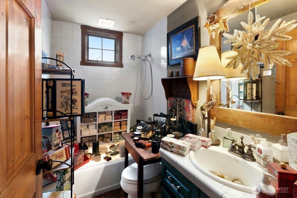 25629 Redmond-Fall City Road Northeast Redmond, WA 98053 - Photo 19 of 39