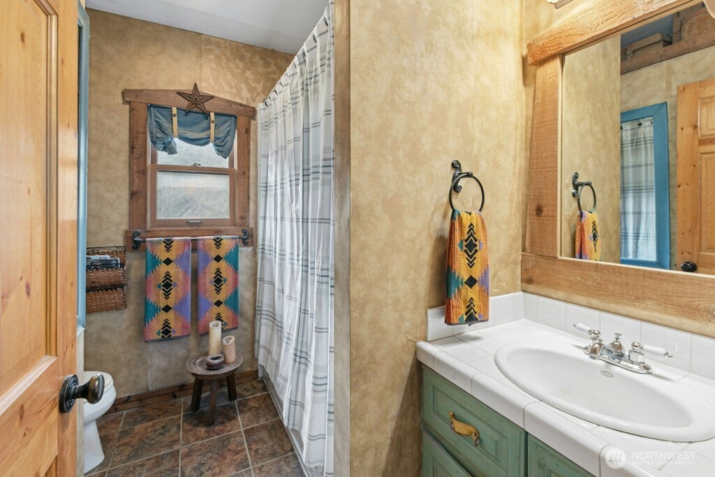 25629 Redmond-Fall City Road Northeast Redmond, WA 98053 - Photo 23 of 39