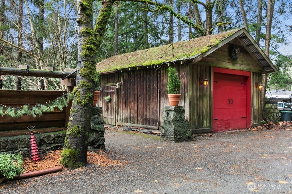 25629 Redmond-Fall City Road Northeast Redmond, WA 98053 - Photo 30 of 39