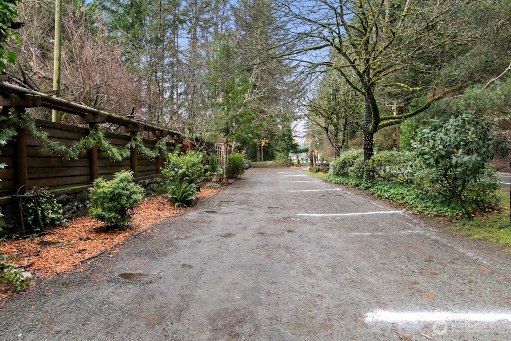 25629 Redmond-Fall City Road Northeast Redmond, WA 98053 - Photo 32 of 39