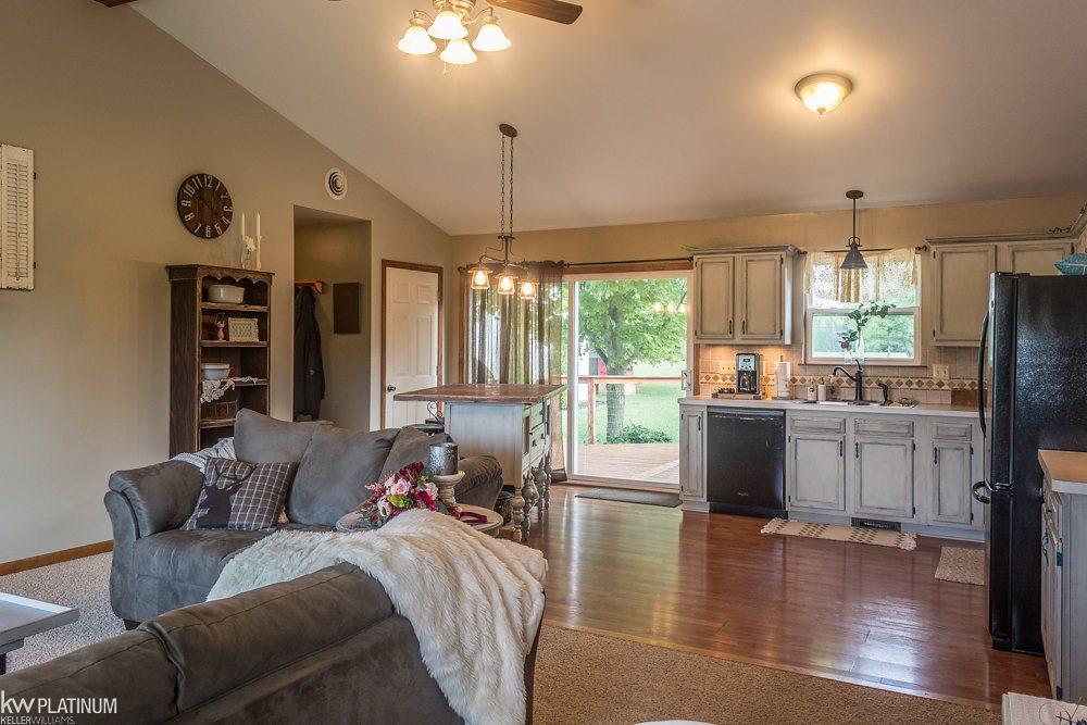 4952 Witt Road St. Clair, MI 48079 - Photo 3 of 18 31352241-2.JPG