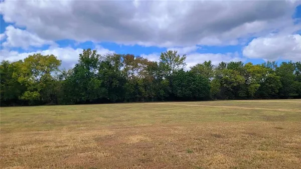 $425,000 | 33820 South State Route, Drexel, MO 64742