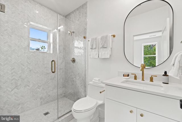 $1,330,000 | 406 13th Street Northeast, Washington, DC 20002