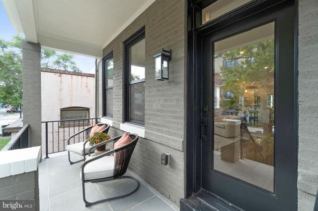 $1,330,000 | 406 13th Street Northeast, Washington, DC 20002