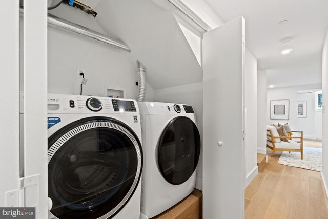 $1,330,000 | 406 13th Street Northeast, Washington, DC 20002