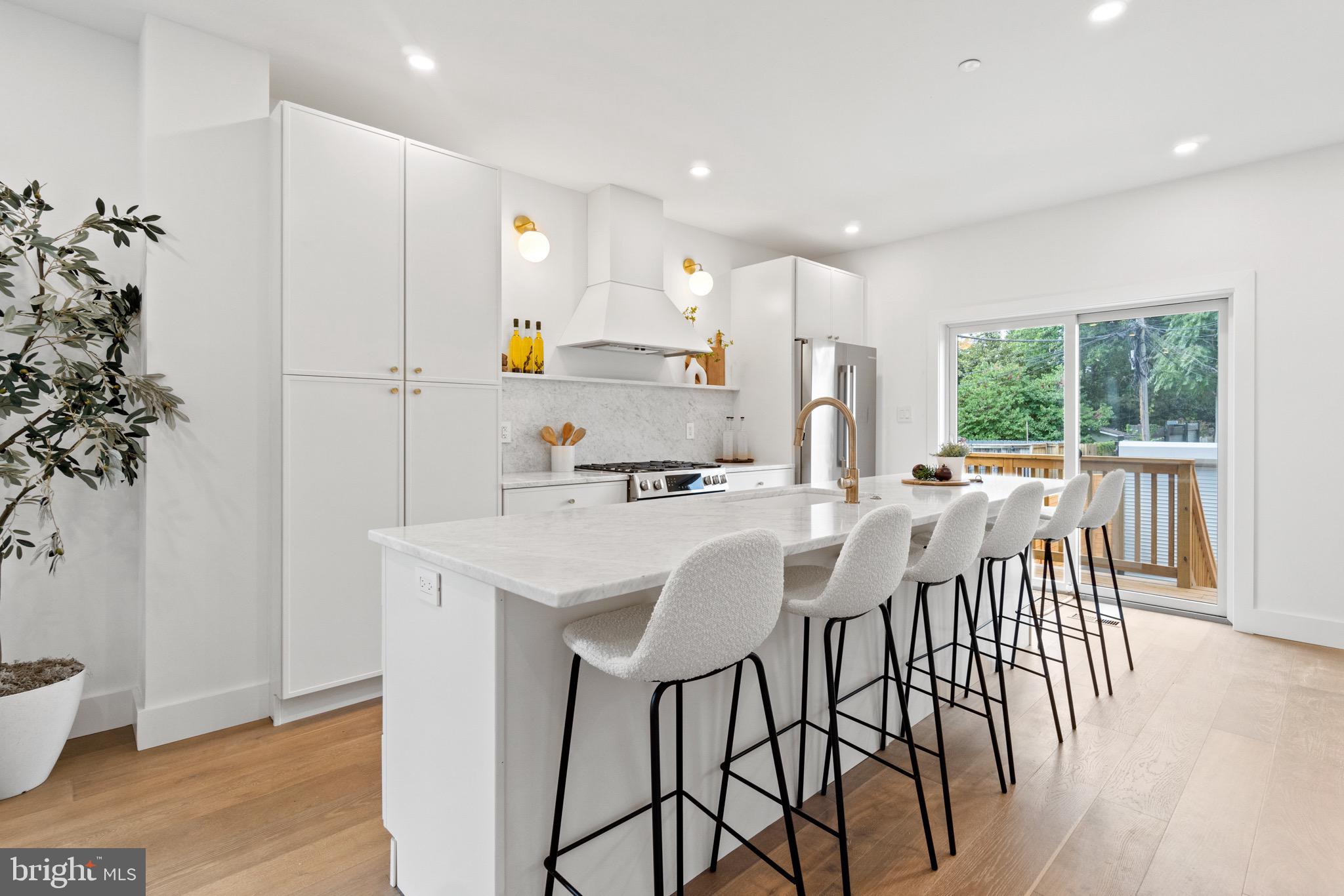 406 13th Street Northeast Washington, DC 20002 - Photo 9 of 36