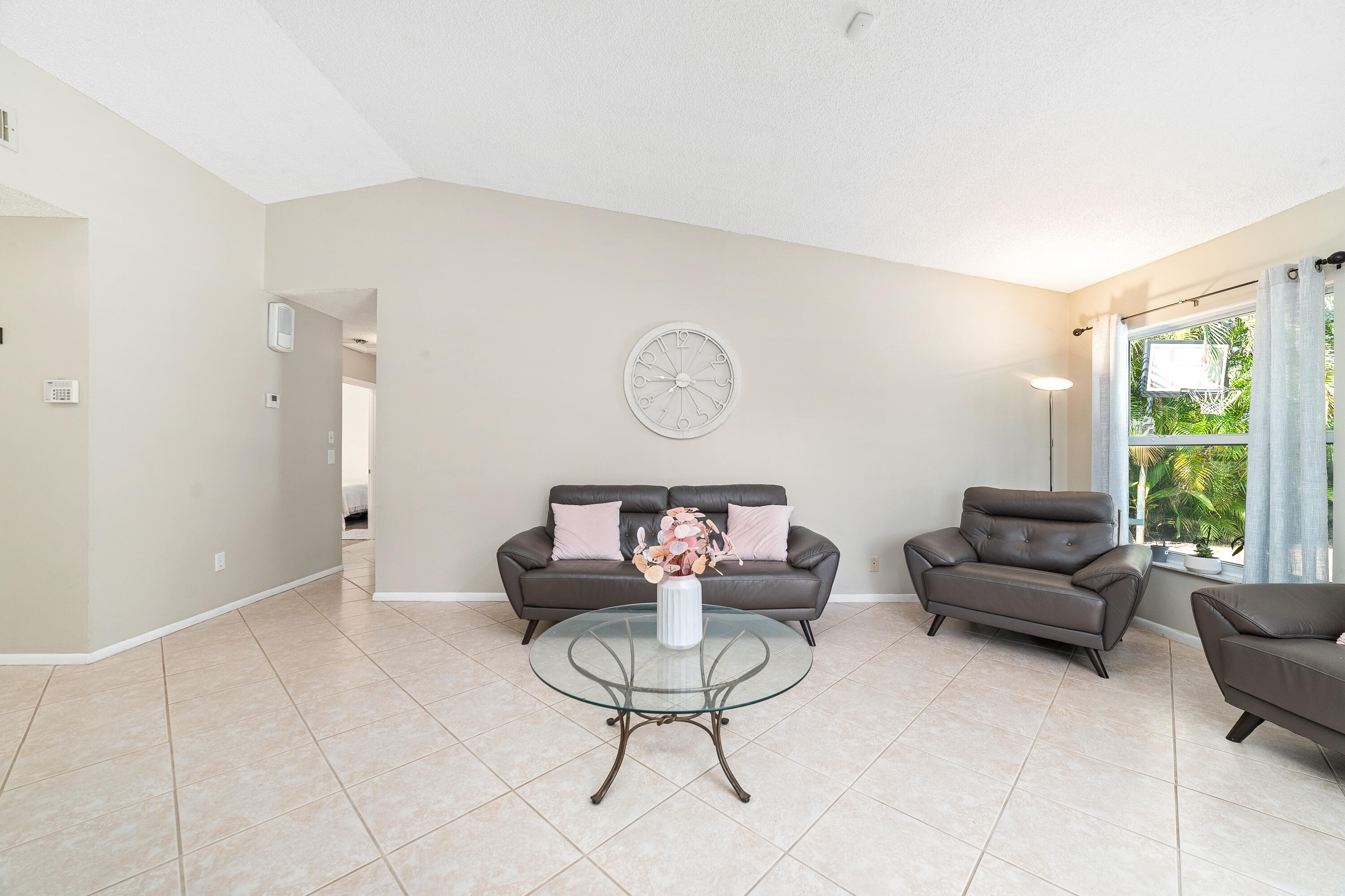 12245 Old Country Road South Wellington, FL 33414 - Photo 9 of 39 _DSC6212