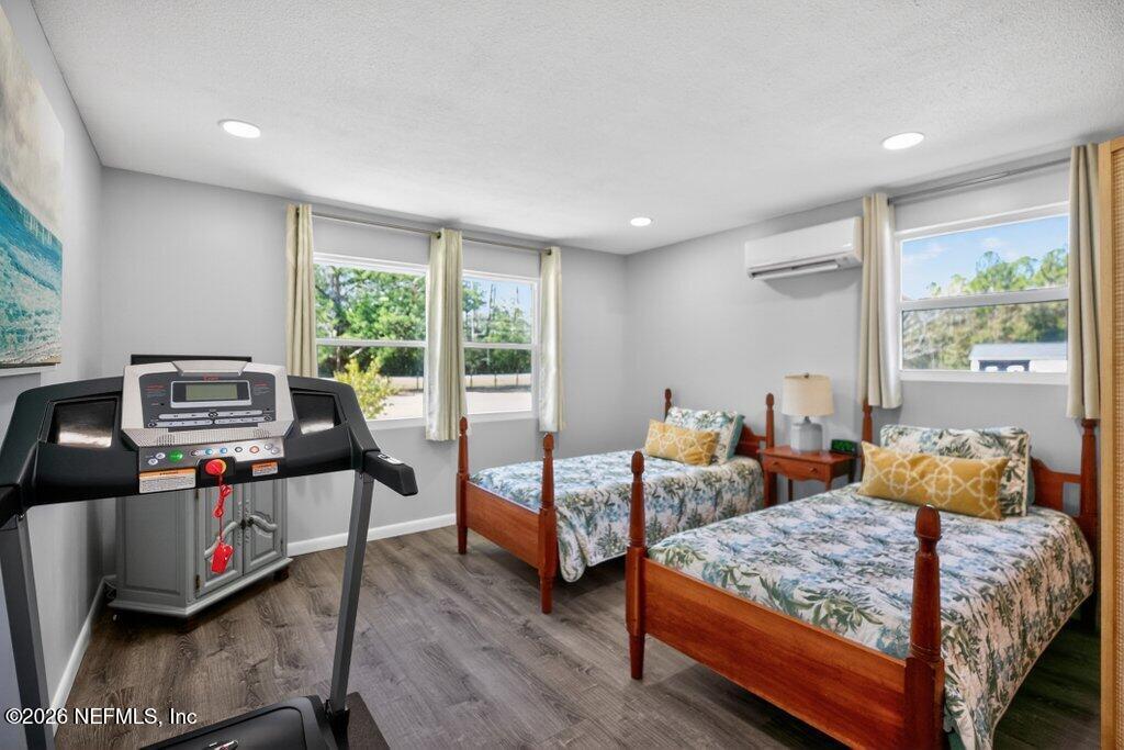 11049 Old Kings Road Jacksonville, FL 32219 - Photo 20 of 74 Lots of light in bonus