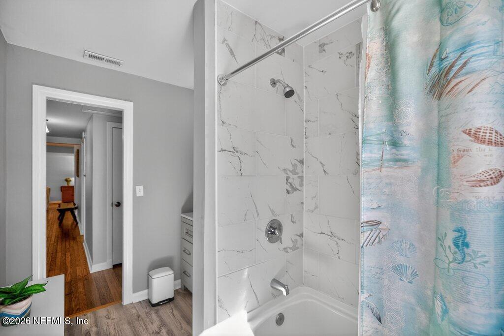 11049 Old Kings Road Jacksonville, FL 32219 - Photo 29 of 74 Hall bath