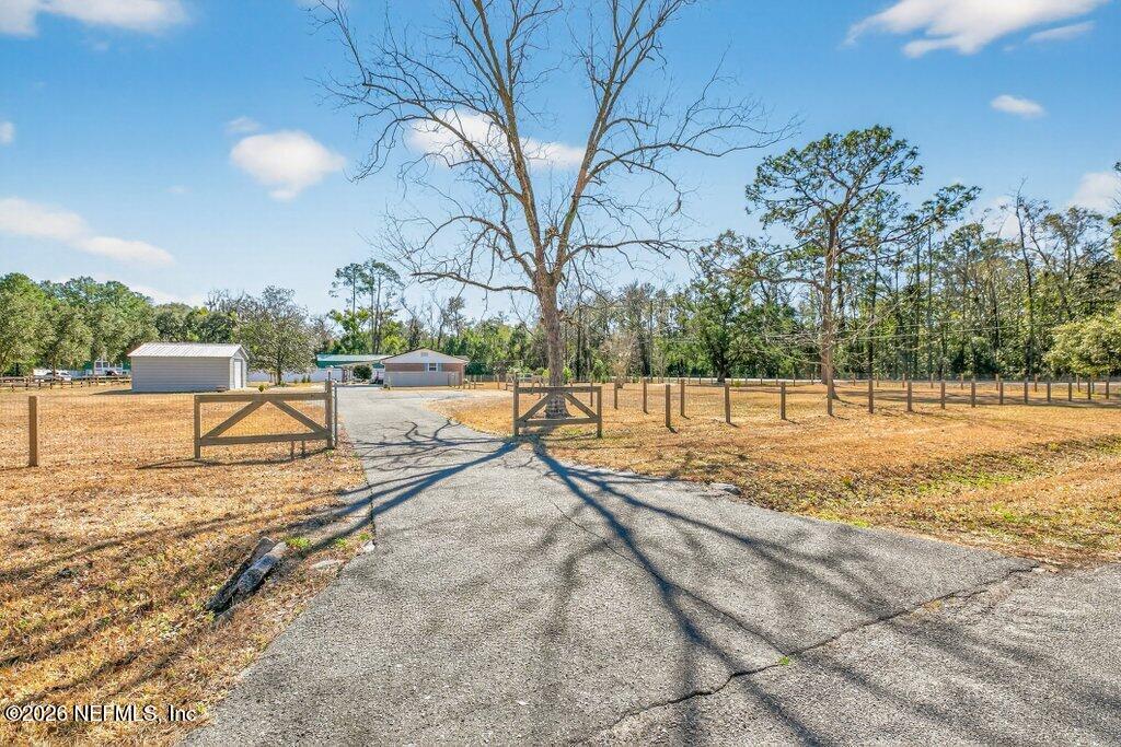 11049 Old Kings Road Jacksonville, FL 32219 - Photo 3 of 74 Long driveway