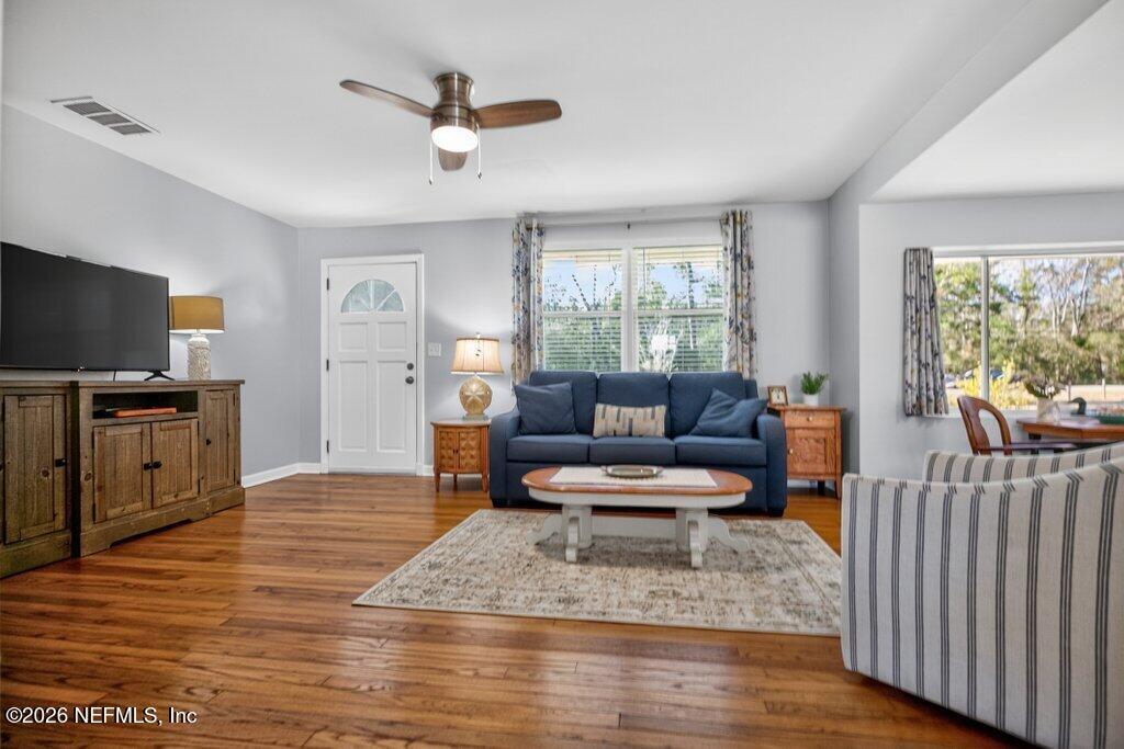 11049 Old Kings Road Jacksonville, FL 32219 - Photo 6 of 74 Living room