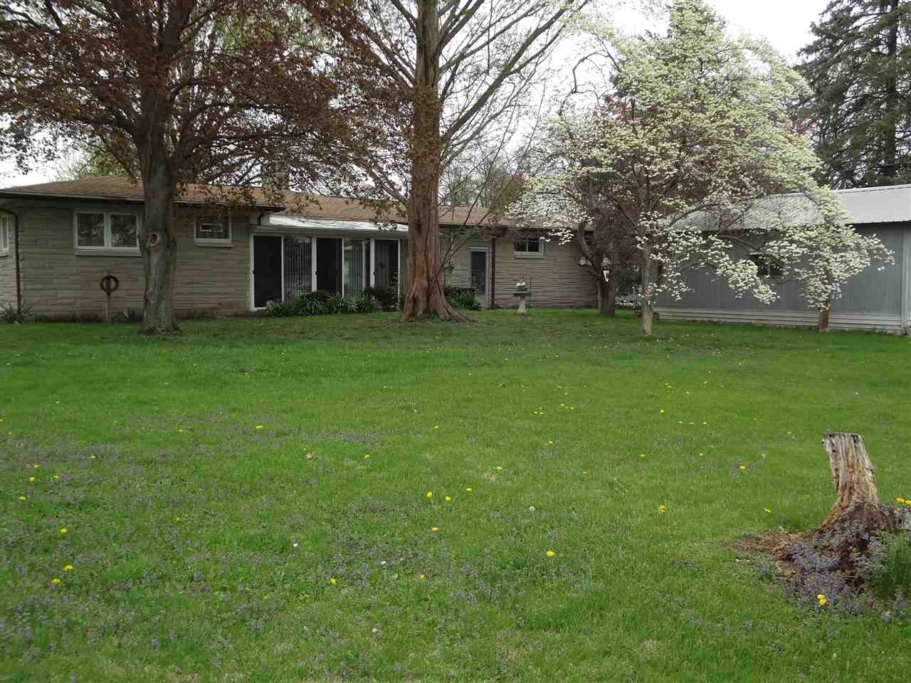 1601 Madison Street Rochester, IN 46975 - Photo 14 of 15