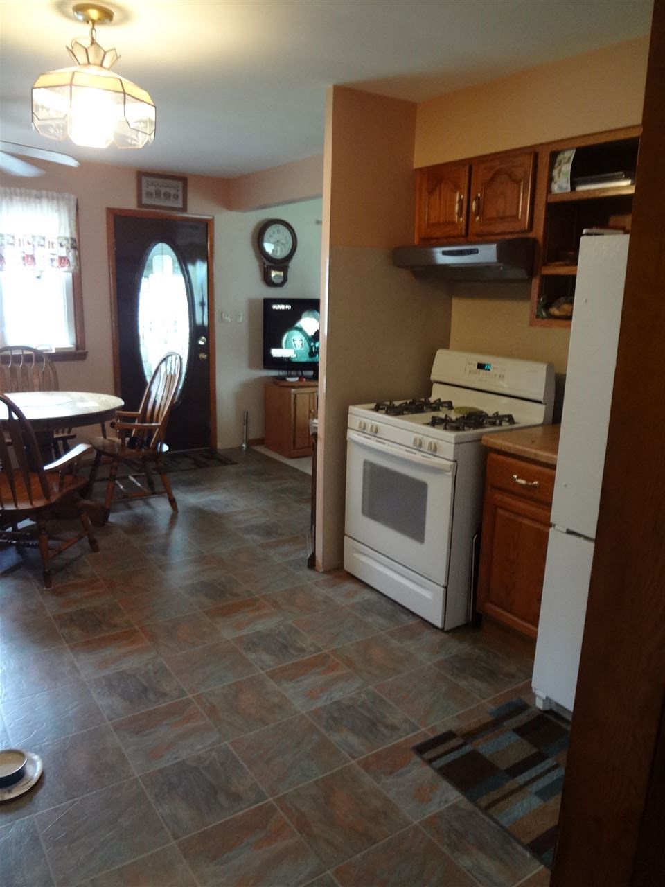 1601 Madison Street Rochester, IN 46975 - Photo 9 of 15