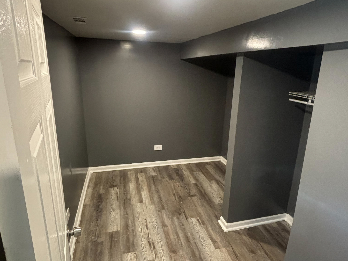 6322 South Morgan Street Chicago, IL 60621 - Photo 8 of 10 a view of locker room