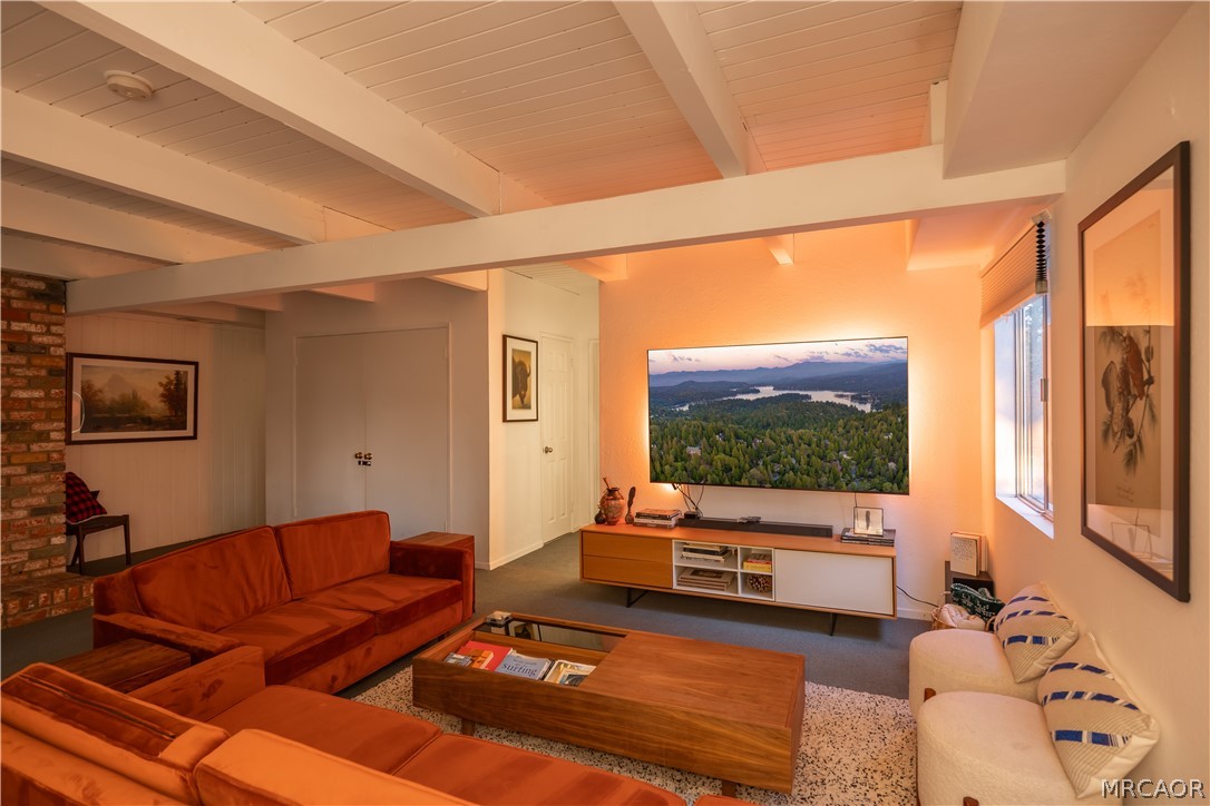 399 Rainier Road Lake Arrowhead, CA 92352 - Photo 21 of 48 Gallery Image 21
