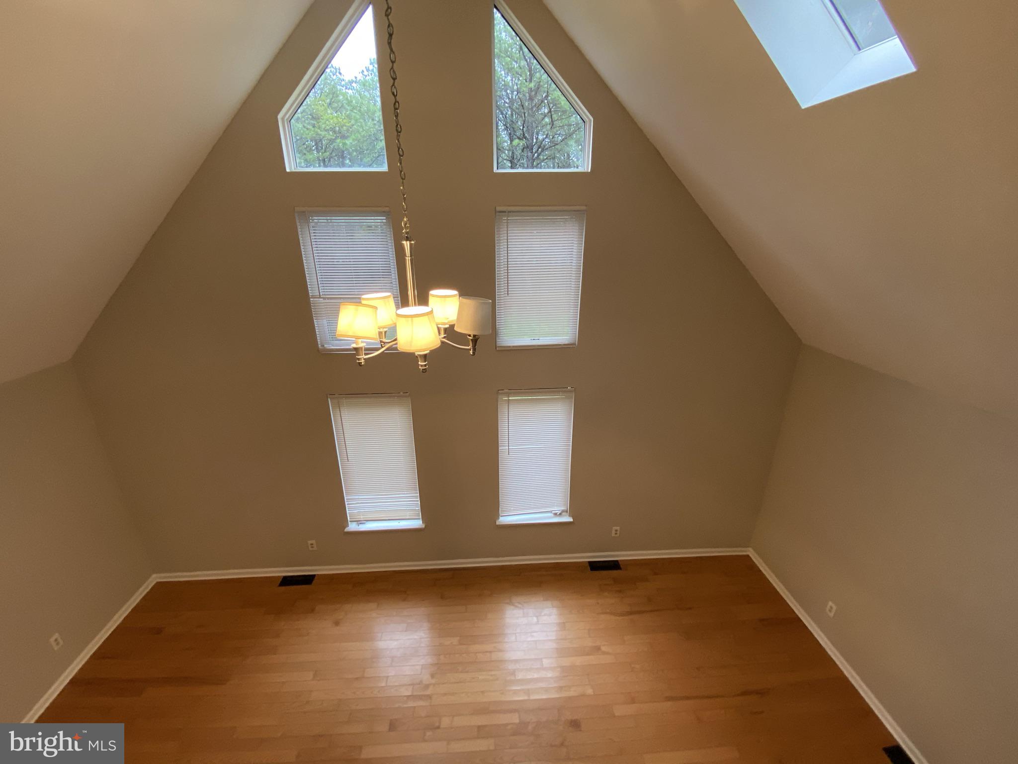 4116 Oak Road Buena, NJ 08310 - Photo 15 of 18 Living Room View