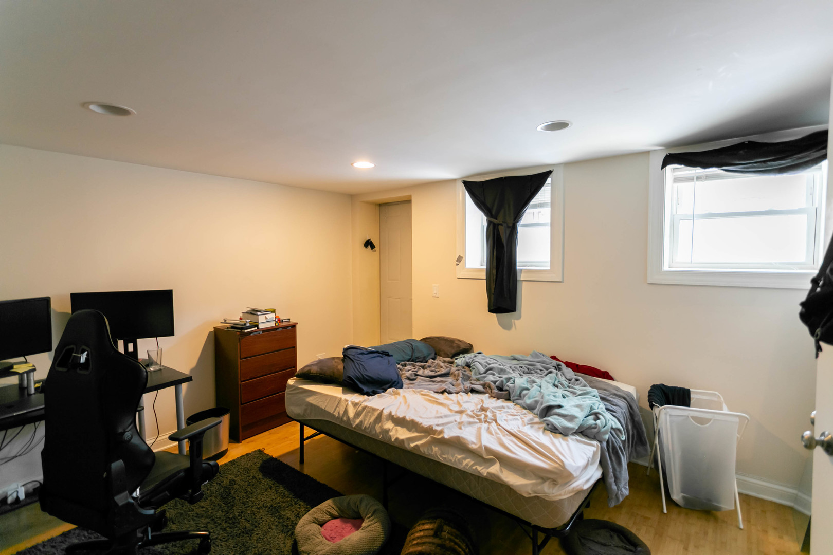 1623 West Huron Street, Unit 1R Chicago, IL 60622 - Photo 6 of 8 a bedroom with bed and a window