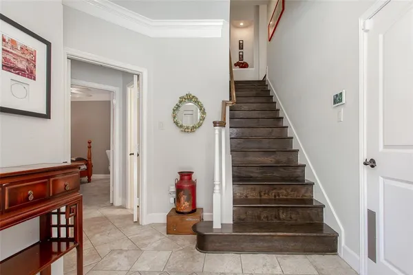 a view of entryway and hall