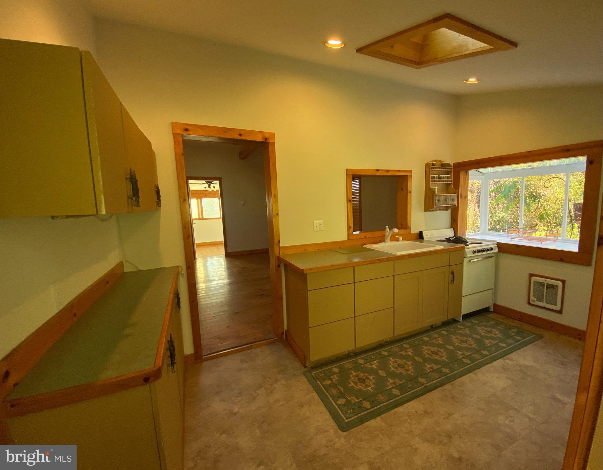 489 Peach Bottom Road Peach Bottom, PA 17563 - Photo 10 of 32 Kitchen Coming From Outside
