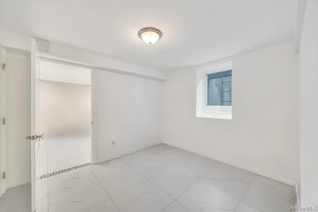 $1,999,000 | 103 Old Mill Road, Great Neck, NY 11023