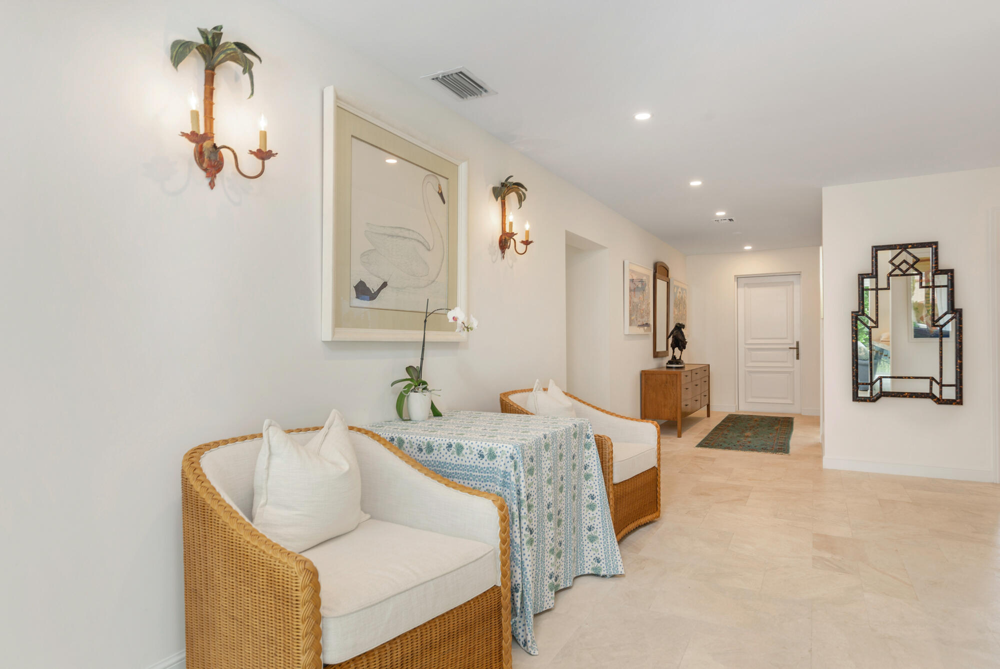 250 Murray Road West Palm Beach, FL 33405 - Photo 6 of 46 Foyer