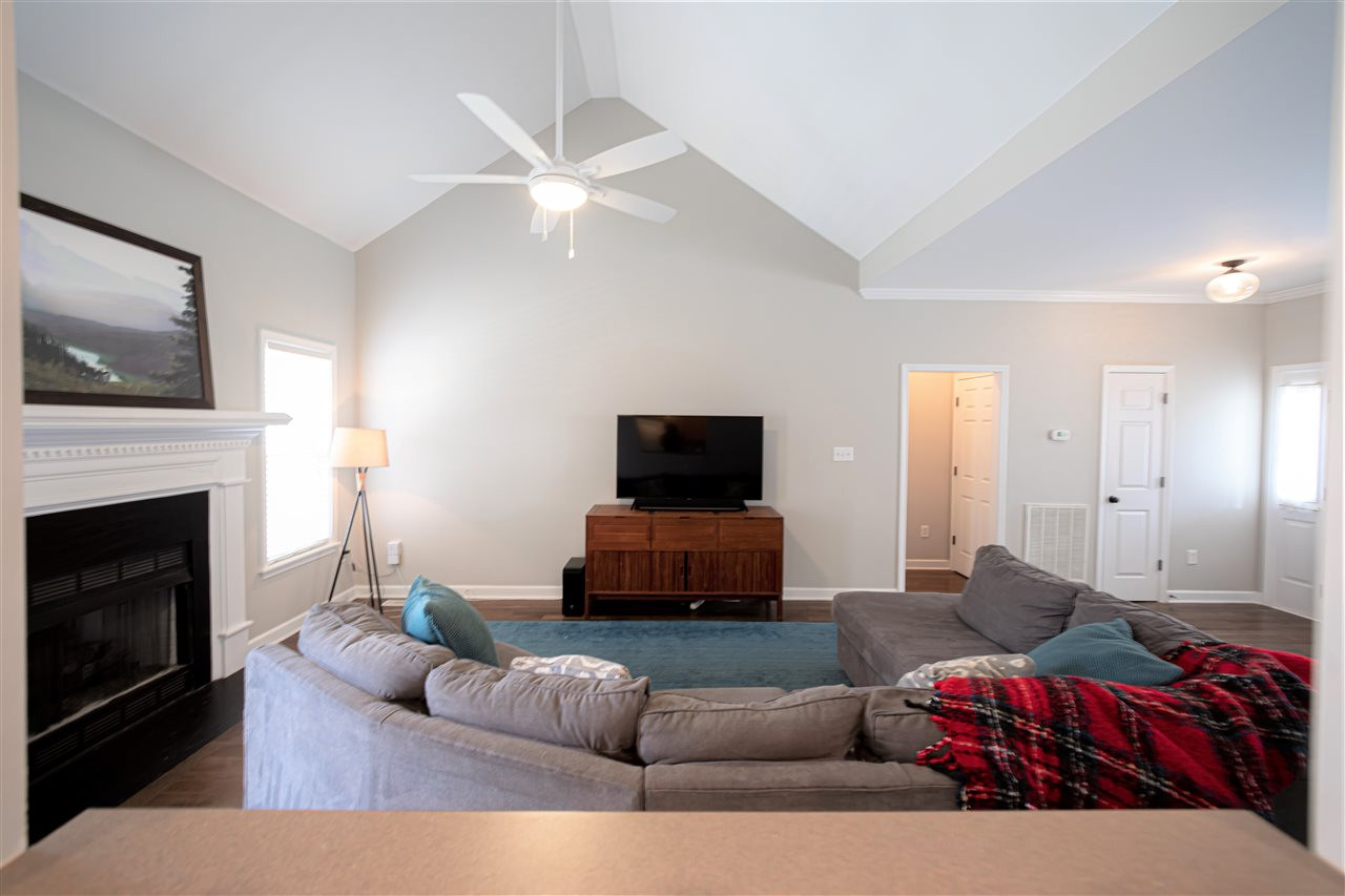 4425 Gallatree Lane Raleigh, NC 27616 - Photo 6 of 24 Family Room
