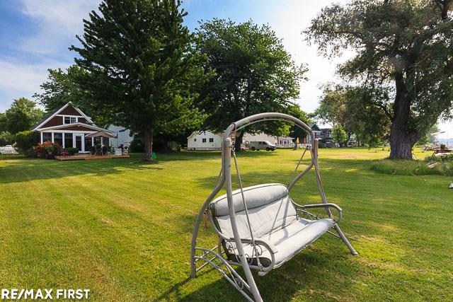 5185 Pointe Tremble Road Algonac, MI 48001 - Photo 38 of 43 31294892-37.JPG