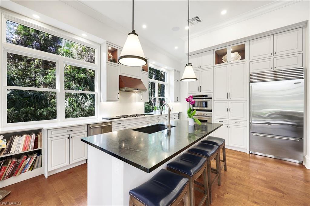 18051 Lagos Way Naples, FL 34110 - Photo 10 of 35