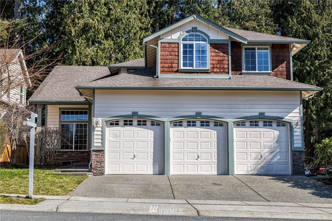 18717 13th Drive Southeast Bothell, WA 98012 - Photo 2 of 25 Gallery Image 2