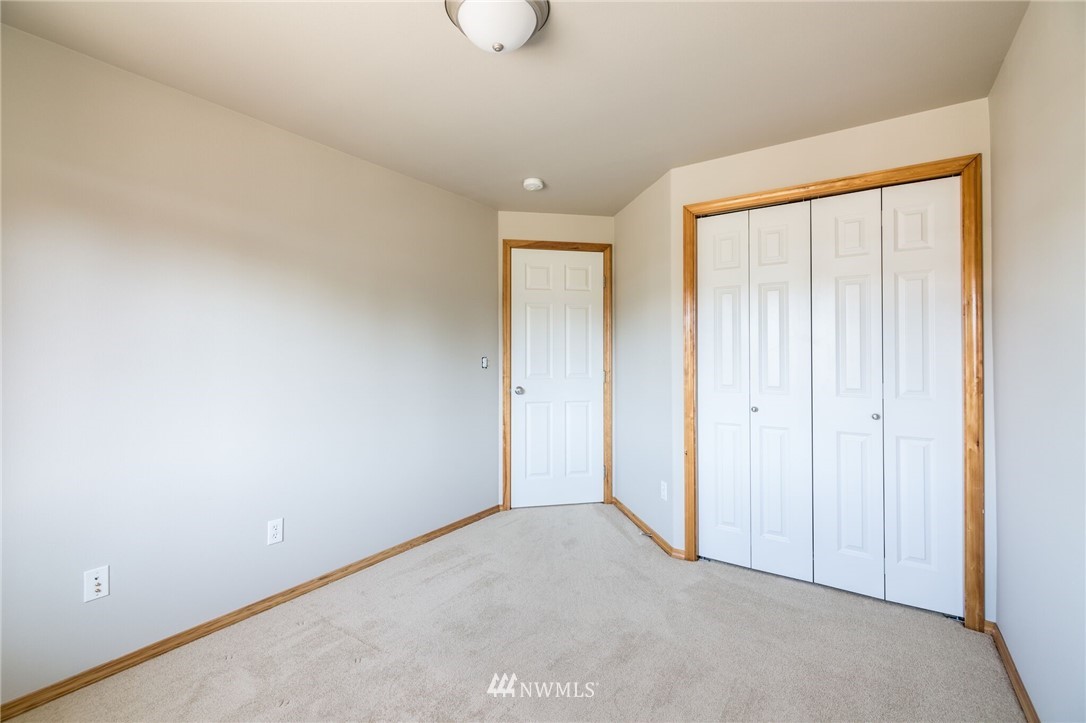 18717 13th Drive Southeast Bothell, WA 98012 - Photo 13 of 25 Gallery Image 13