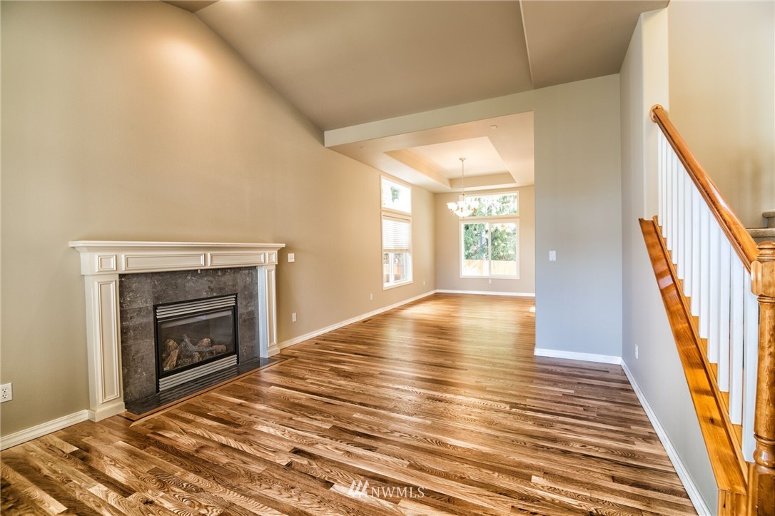 18717 13th Drive Southeast Bothell, WA 98012 - Photo 3 of 25 Gallery Image 3