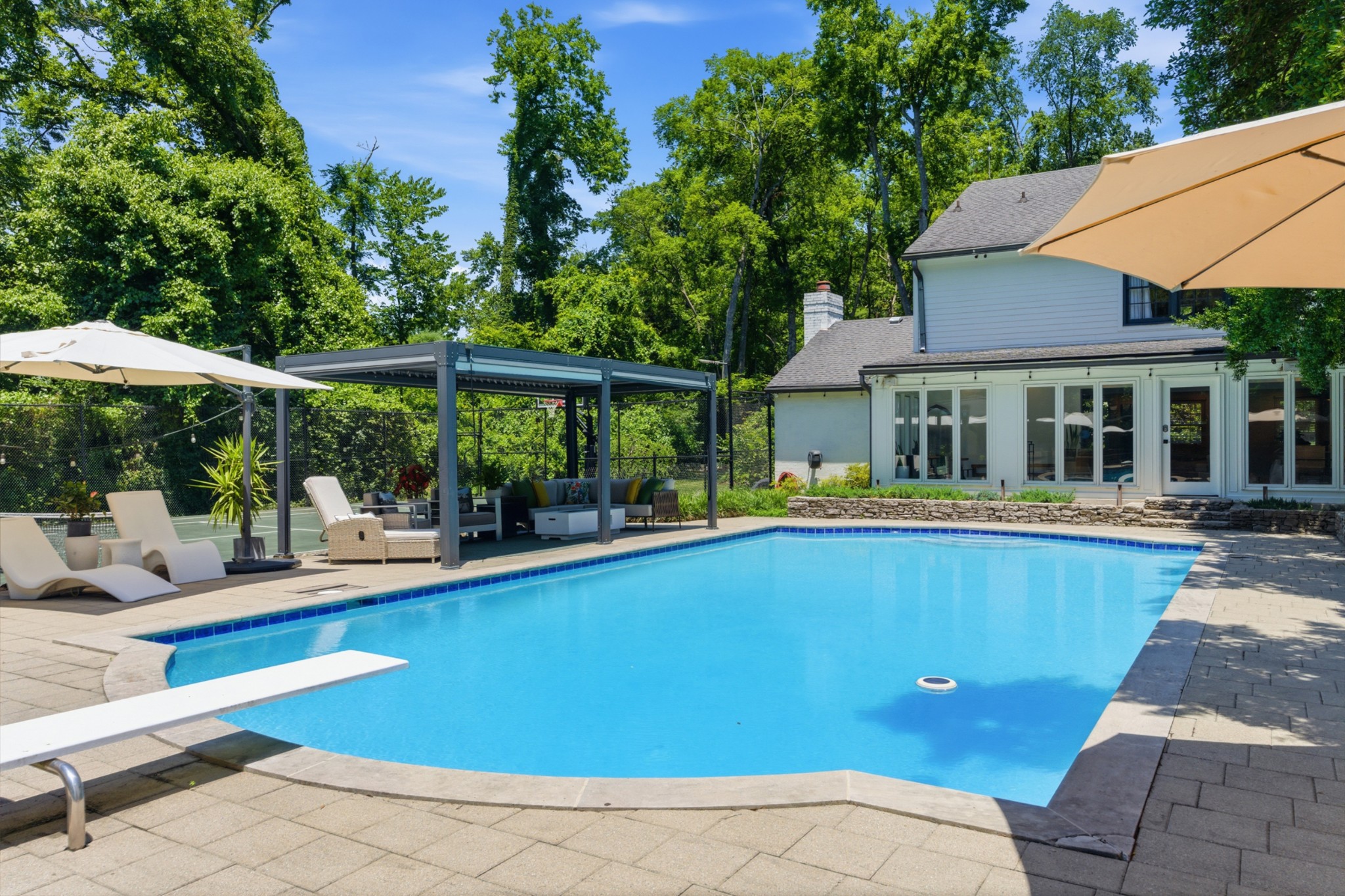 2419 Valley Brook Road Nashville, TN 37215 - Photo 4 of 70