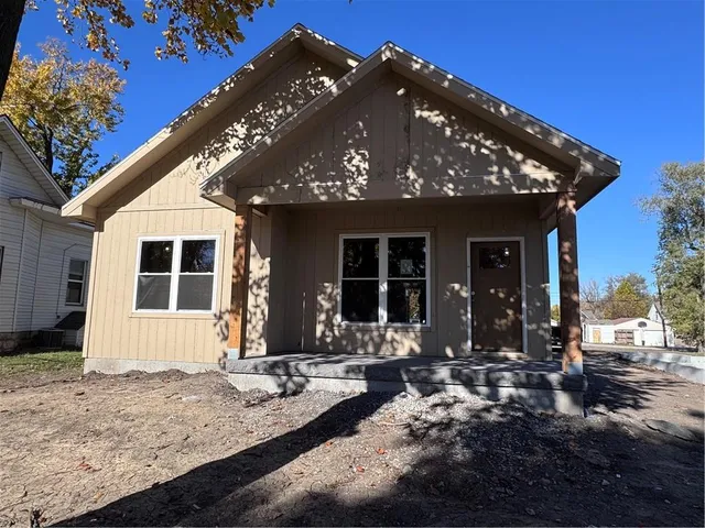 $285,000 | 316 West 4th Street, Cameron, MO 64429