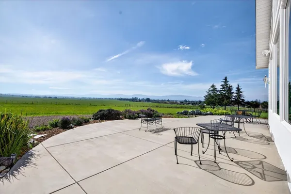 $1,949,000 | 621 Carpenter Drive, Hollister, CA 95023
