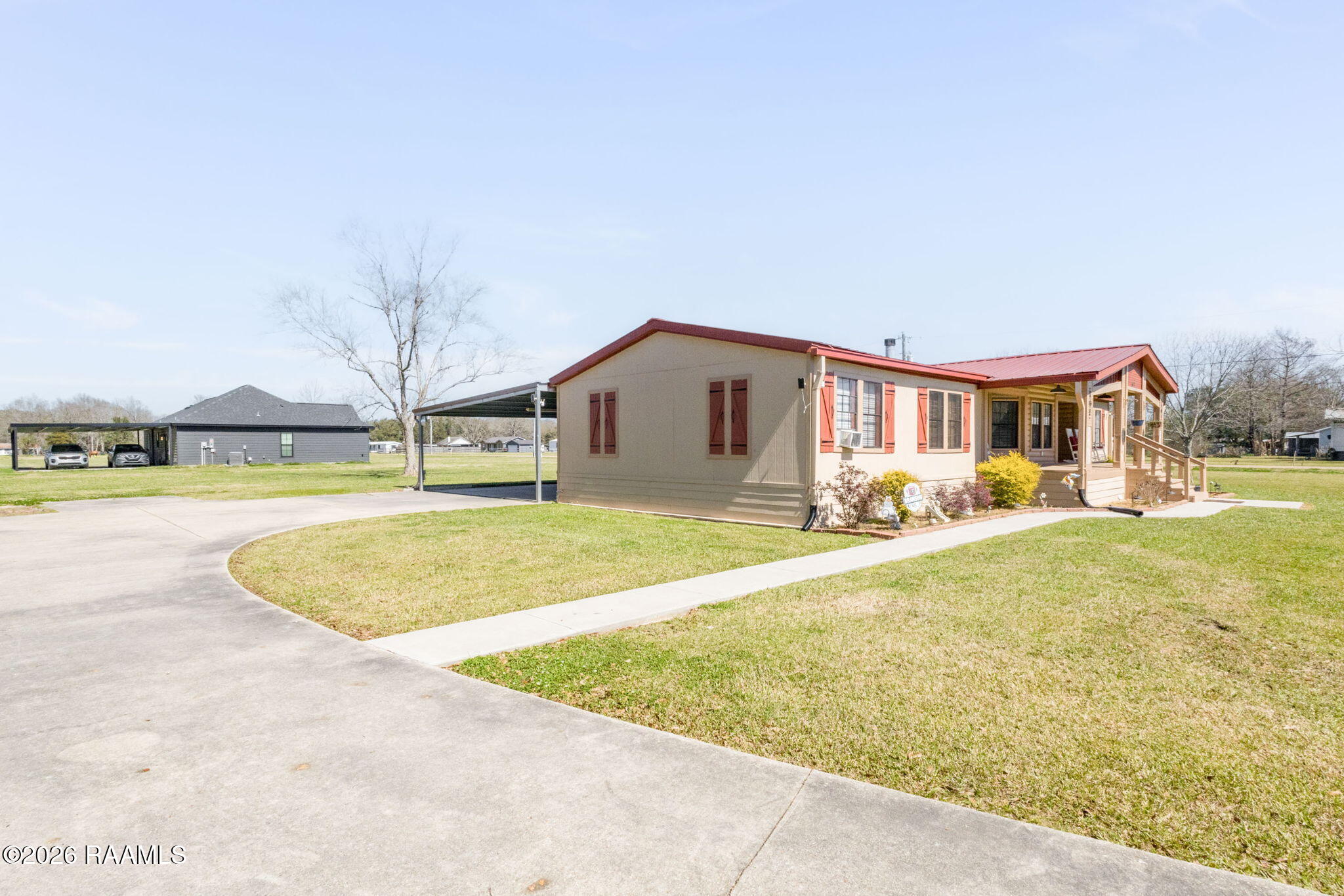 611 St Clair Road Breaux Bridge, LA 70517 - Photo 3 of 20 7-web-or-mls-611 Saint Clair-4