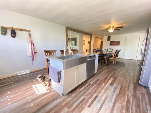 $374,900 | 5529 East Us Highway, Bedford, IN 47421