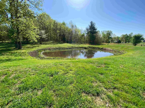 $374,900 | 5529 East Us Highway, Bedford, IN 47421