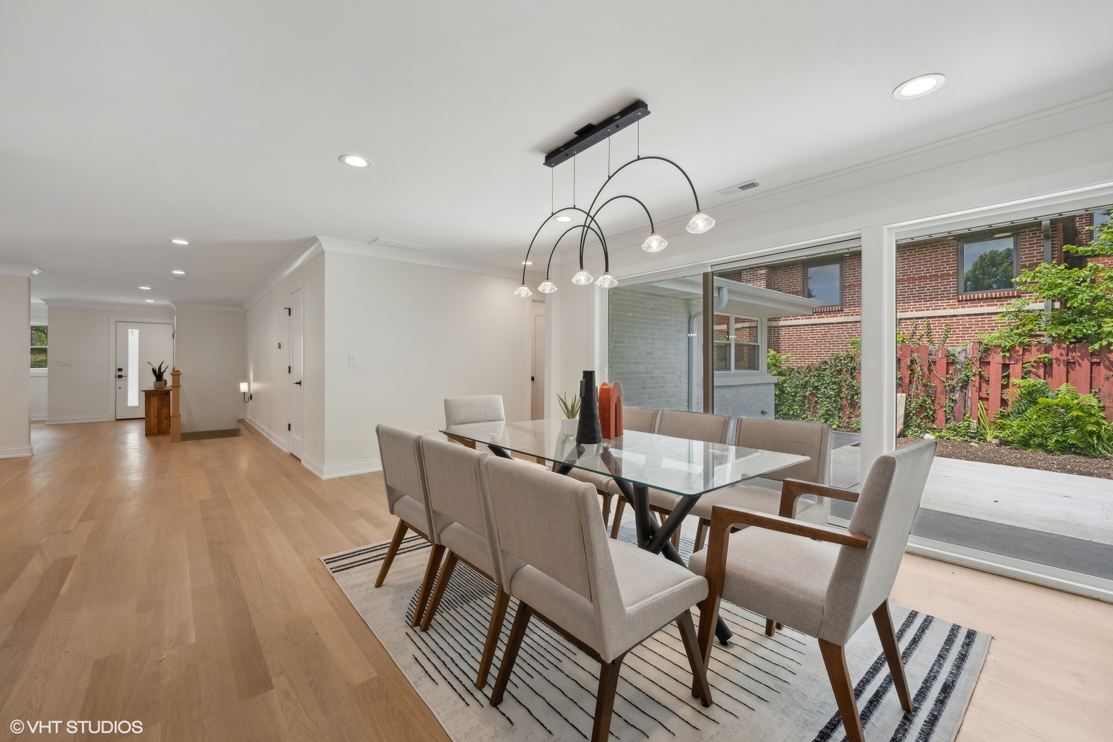 910 Glenview Road Glenview, IL 60025 - Photo 15 of 29