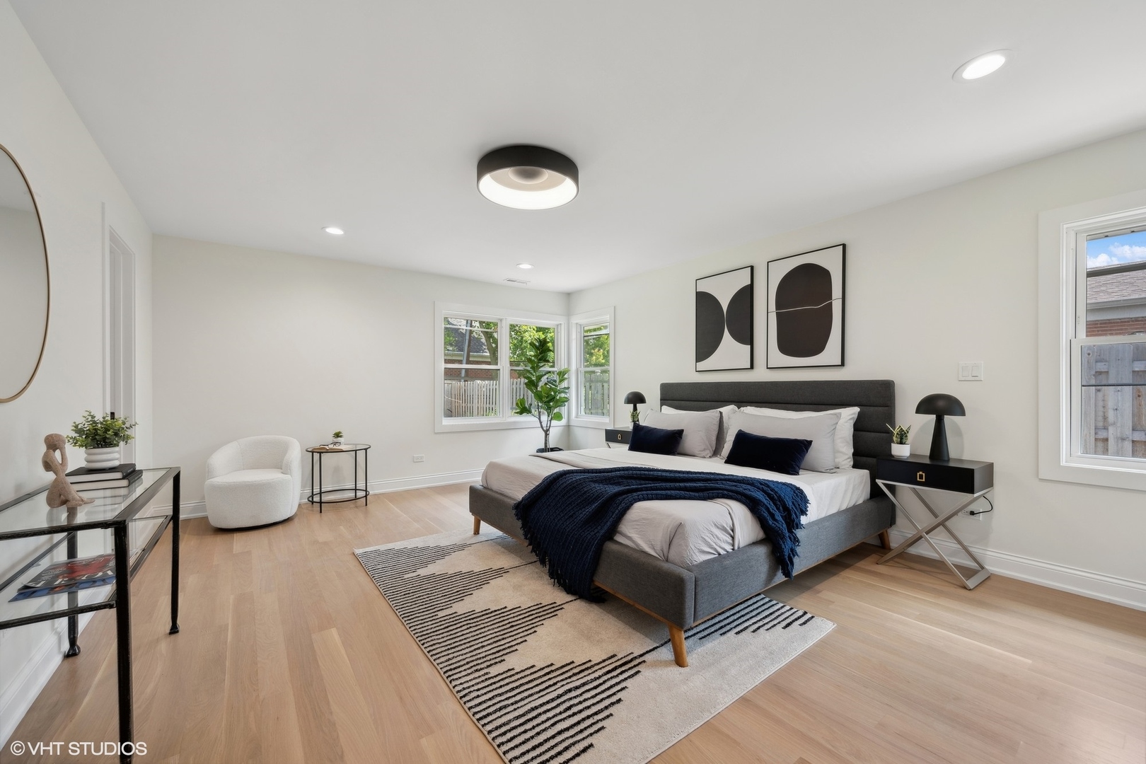 910 Glenview Road Glenview, IL 60025 - Photo 17 of 29