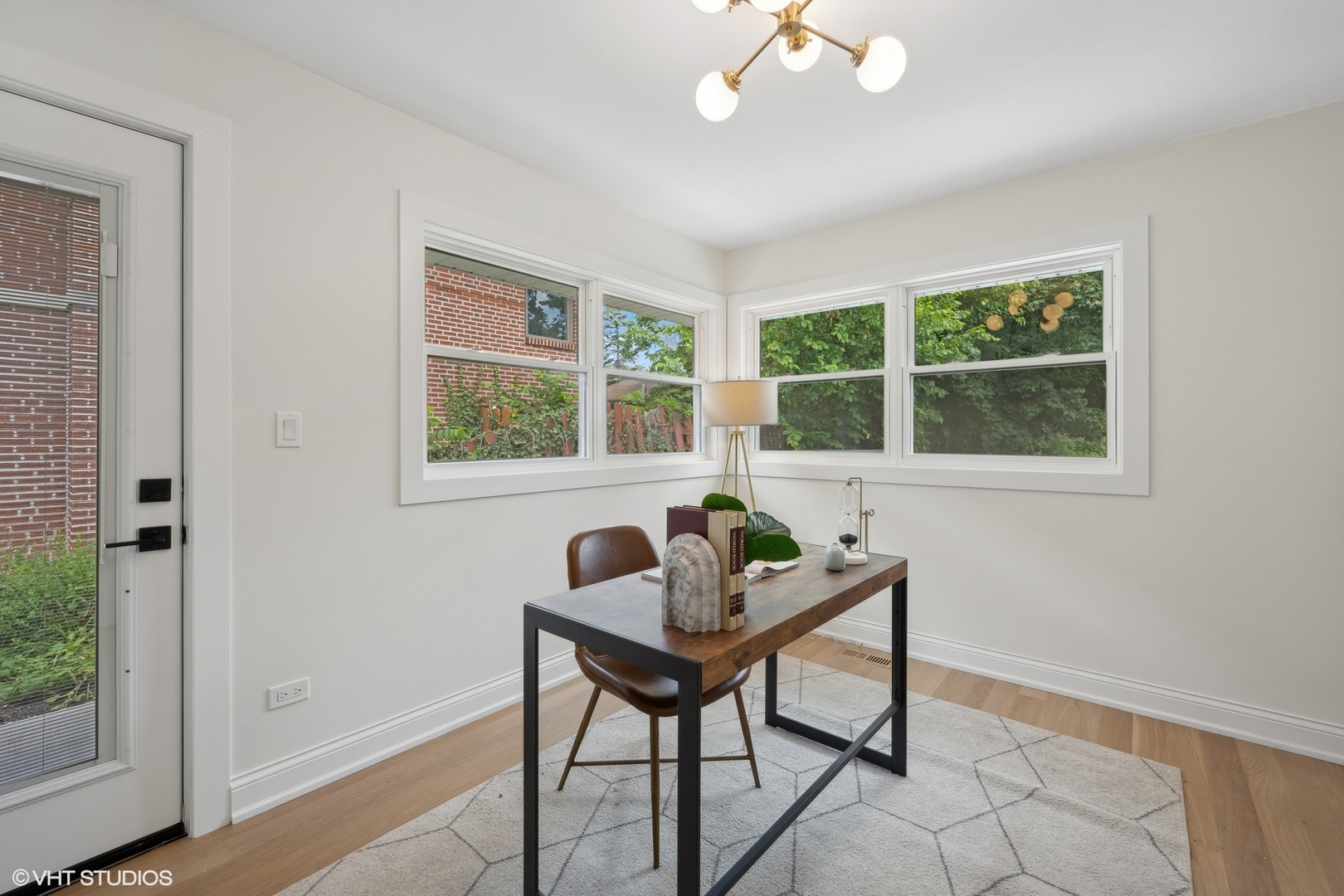 910 Glenview Road Glenview, IL 60025 - Photo 25 of 29